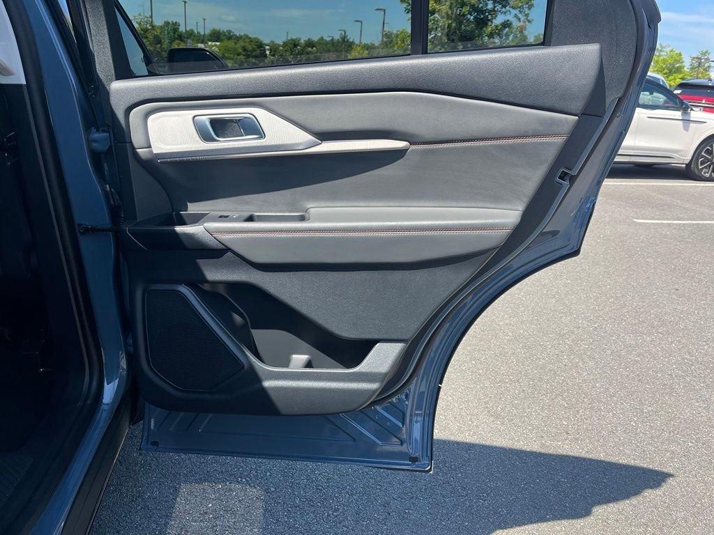 Certified 2025 Ford Explorer Active w/ Active Comfort Package AWD/4WD image 21