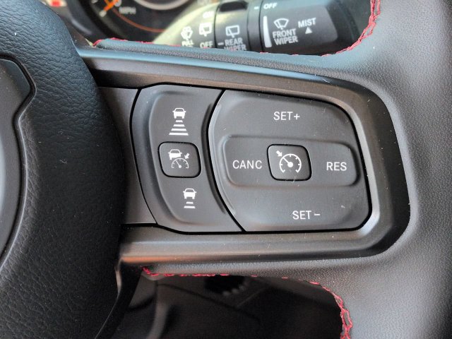Used 2024 Jeep Wrangler Unlimited Rubicon w/ Convenience Group AWD/4WD image 31