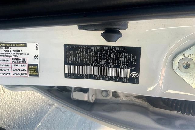 Used 2025 Toyota Corolla LE image 35