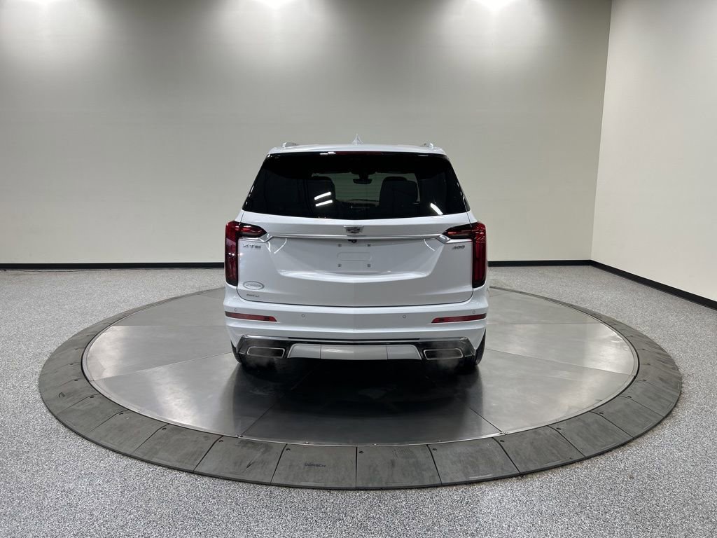 Used 2024 Cadillac XT6 Premium Luxury w/ Platinum Package image 8