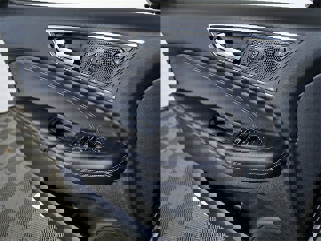 Certified 2023 Ford Edge Titanium w/ Class II Trailer Tow Package image 24