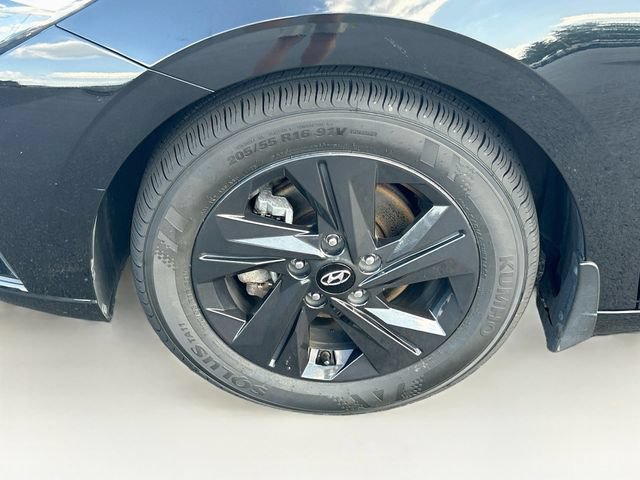 Used 2022 Hyundai Elantra SEL FWD image 36