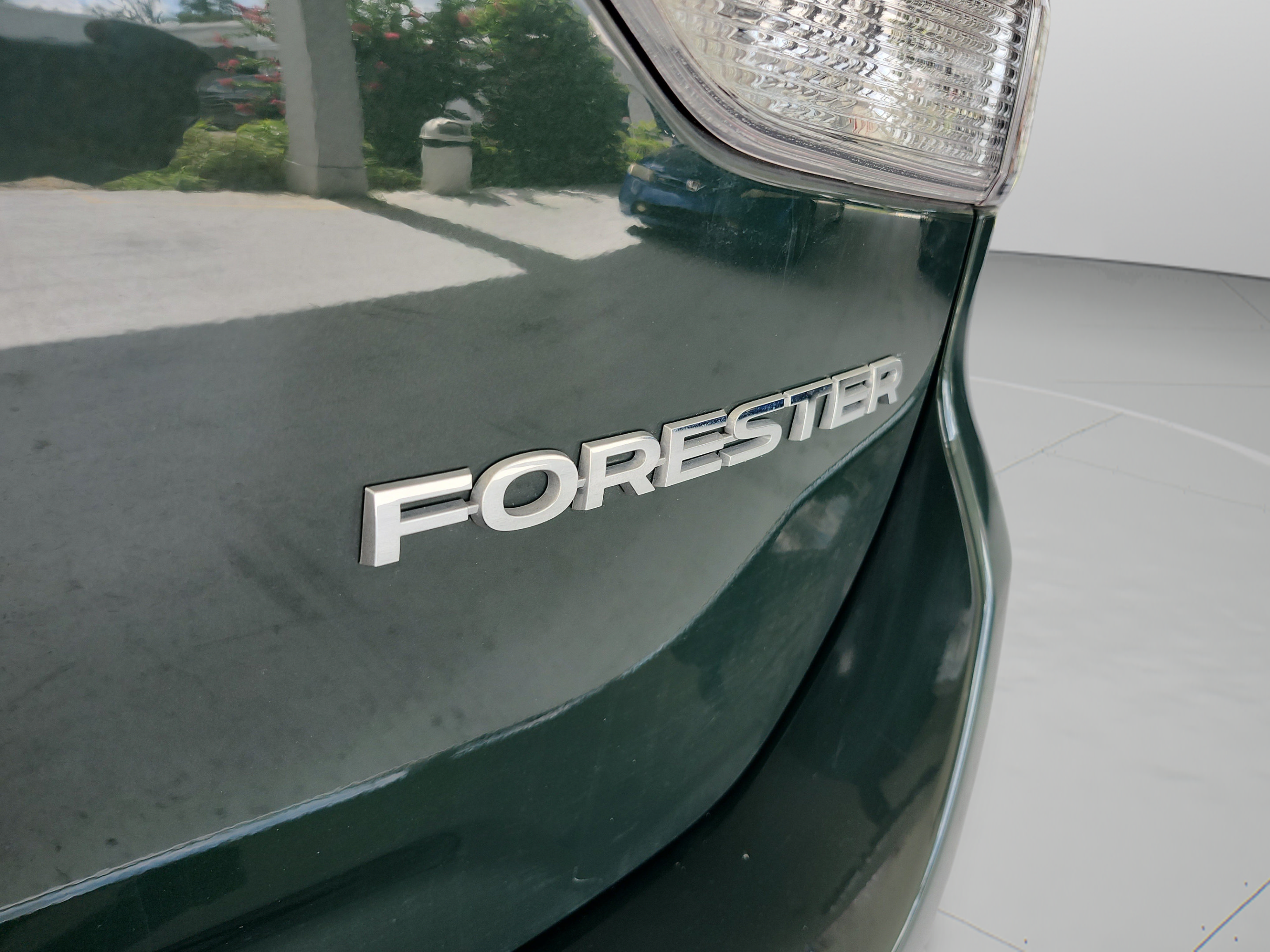 Used 2024 Subaru Forester Premium AWD/4WD image 33
