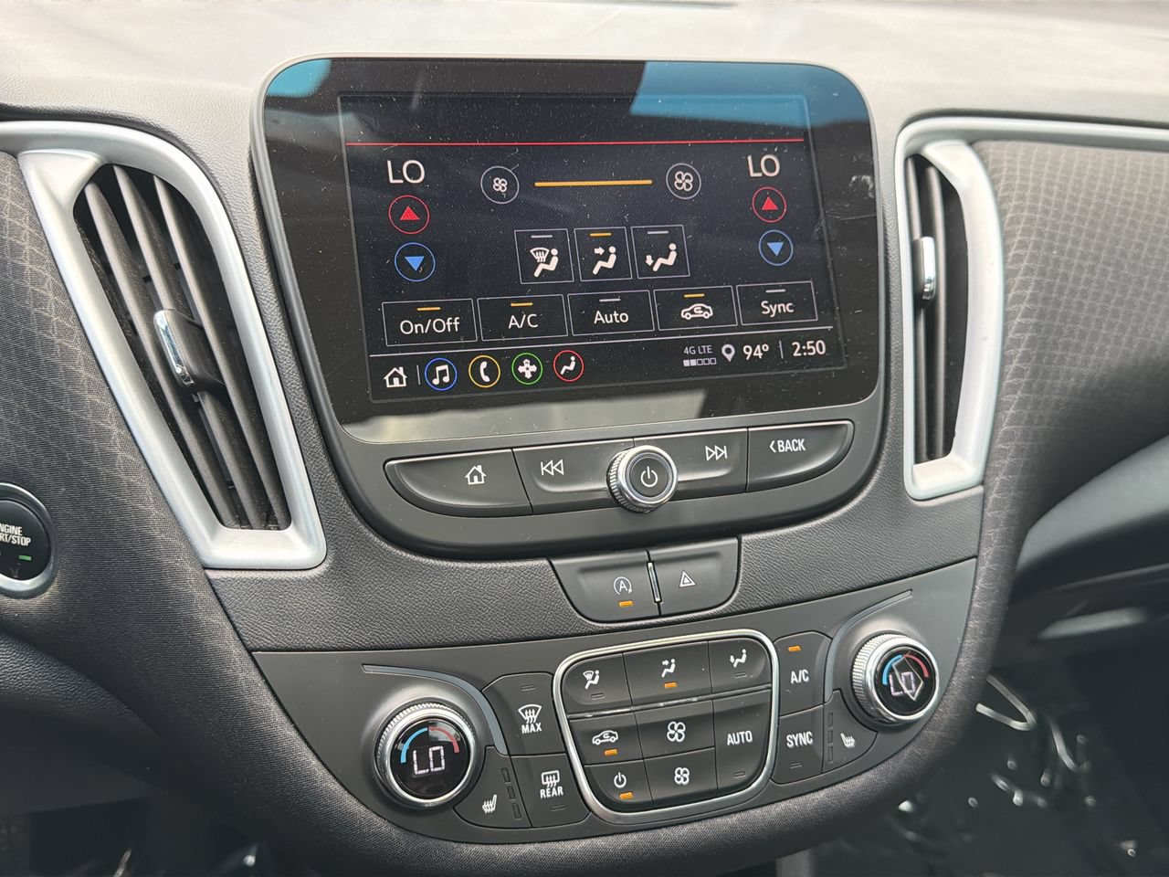Used 2024 Chevrolet Malibu LT FWD image 20