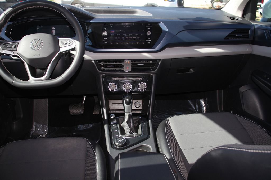 Used 2023 Volkswagen Taos SE image 19