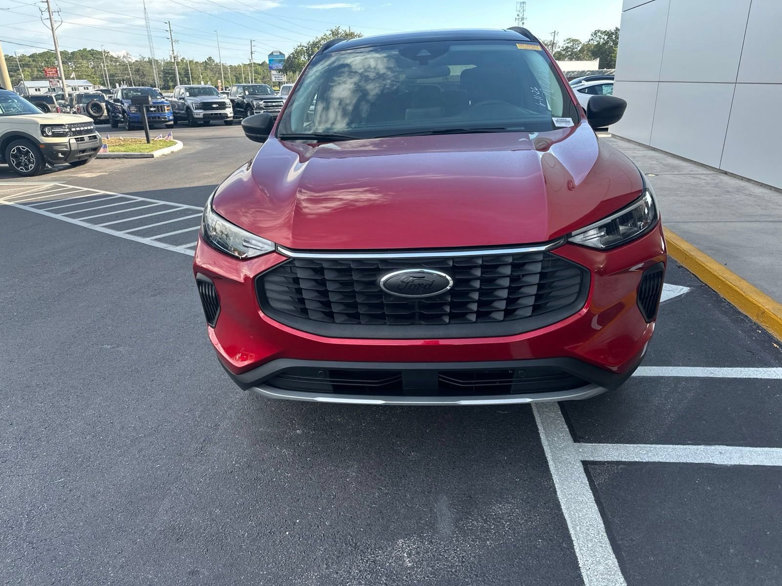 Certified 2025 Ford Escape Active FWD image 9