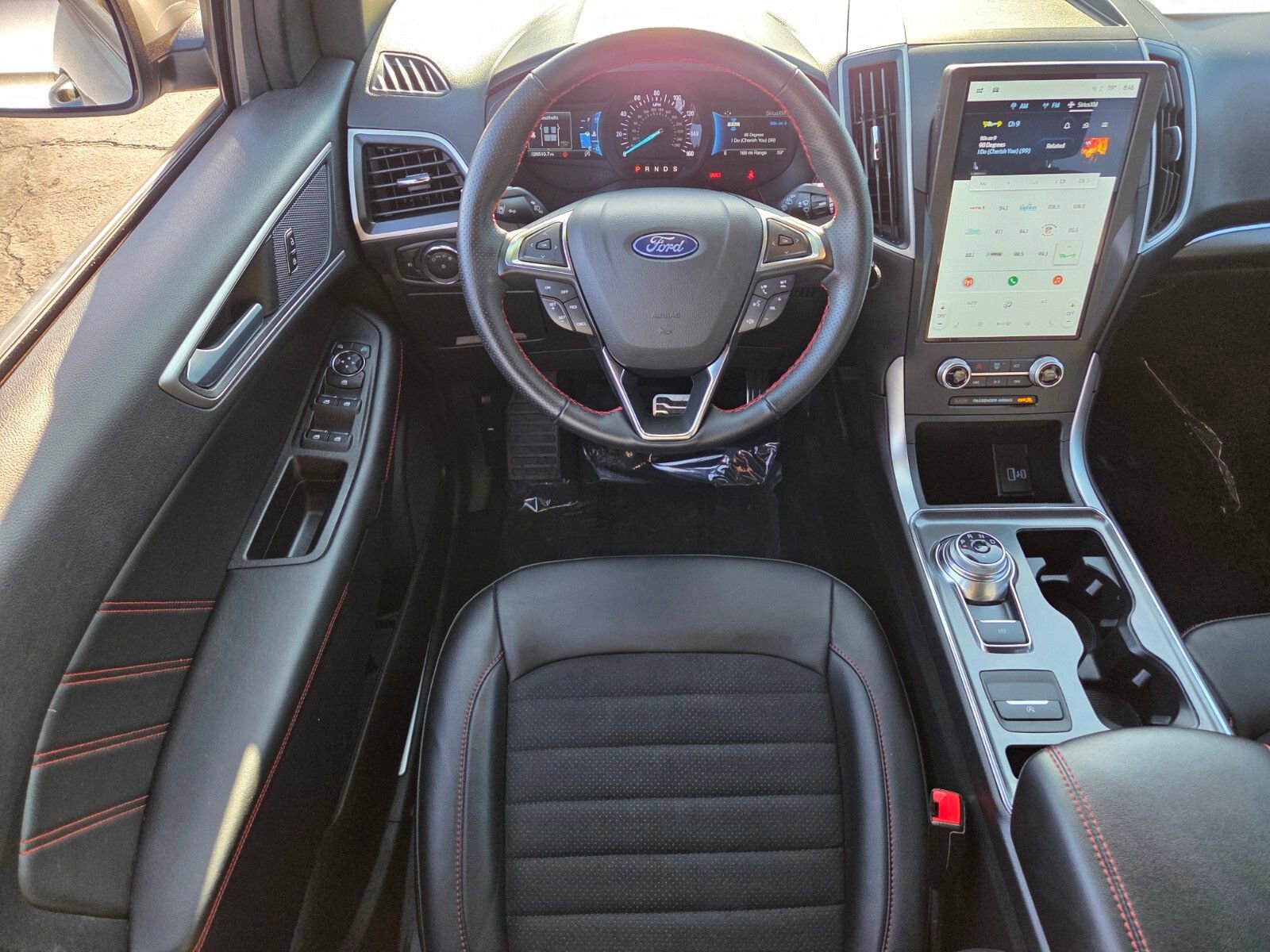 Certified 2024 Ford Edge ST-Line image 12