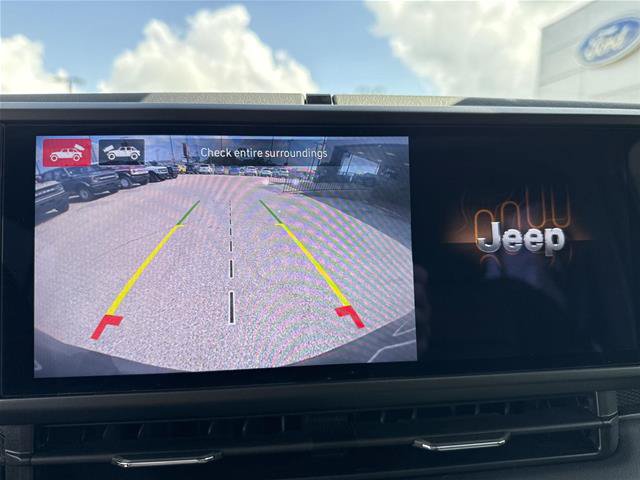 Used 2024 Jeep Wrangler Unlimited Rubicon w/ Technology Group AWD/4WD image 8