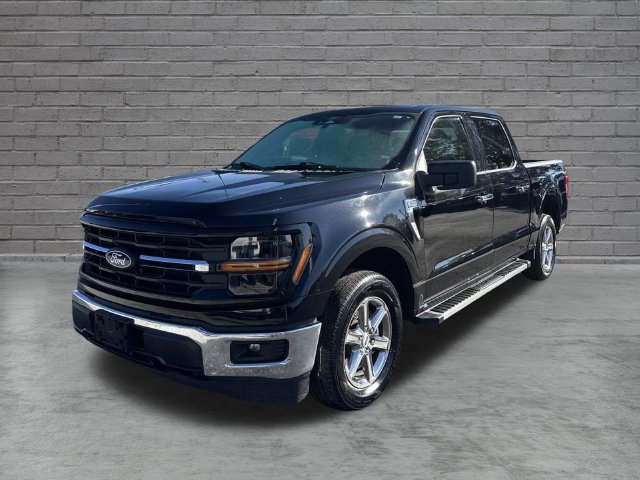 Certified 2025 Ford F150 XLT w/ Equipment Group 301A Standard RWD image 3