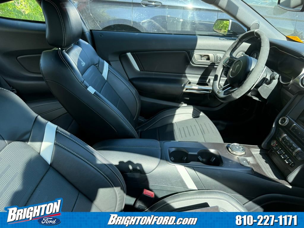 Certified 2022 Ford Mustang Shelby GT500 w/ Technology Package RWD image 9