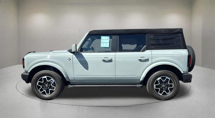 Certified 2023 Ford Bronco Outer Banks AWD/4WD image 5