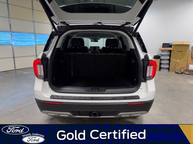 Certified 2026 Ford Explorer Active w/ Active Comfort Package RWD image 7