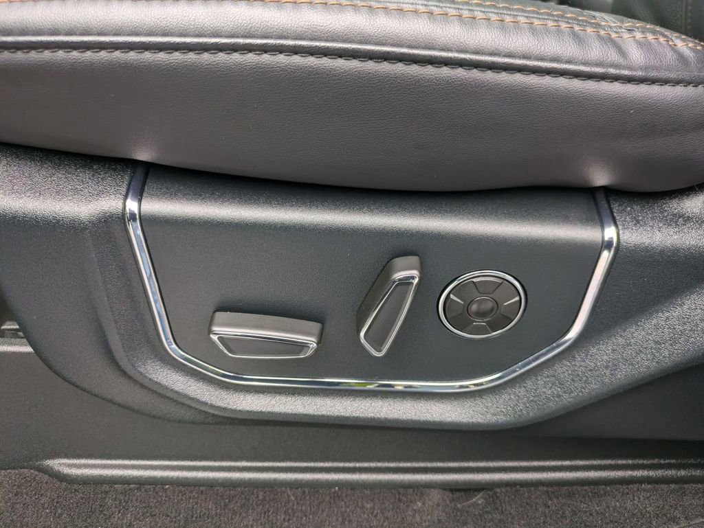 Certified 2021 Ford Expedition Max Platinum image 20