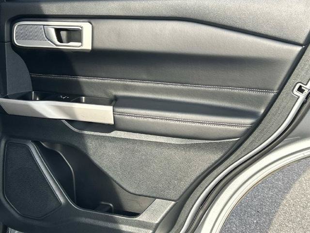 Certified 2023 Ford Explorer XLT w/ Equipment Group 202A RWD image 23