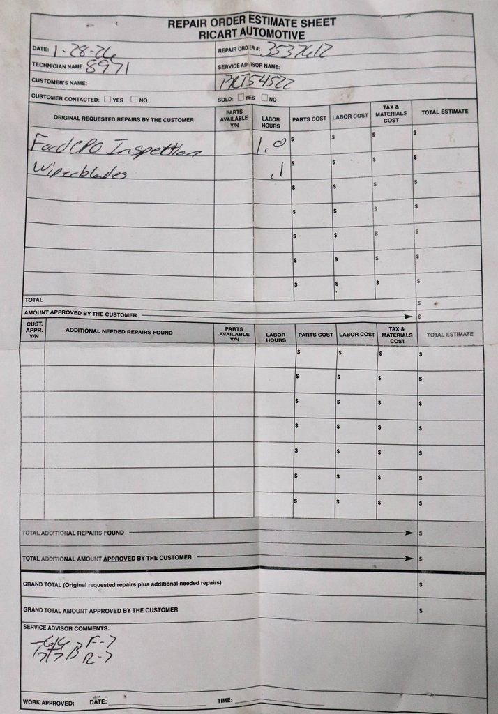 Used 2022 Kia Niro EX w/ Cold Weather Package image 12