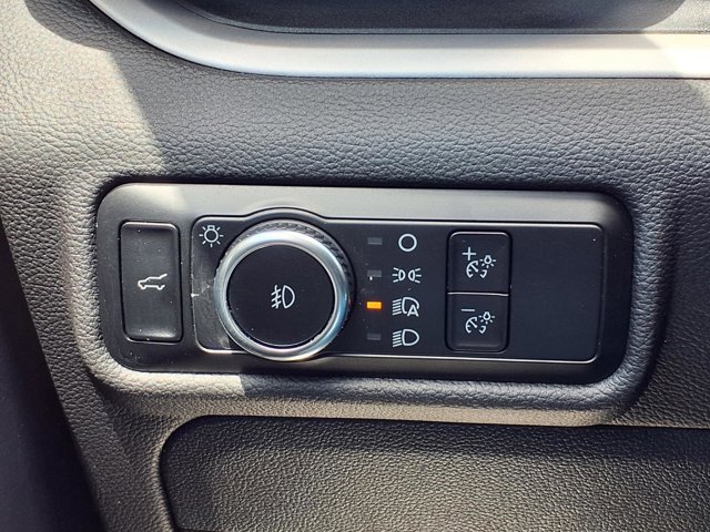 Certified 2023 Ford Explorer XLT w/ Equipment Group 202A AWD/4WD image 19