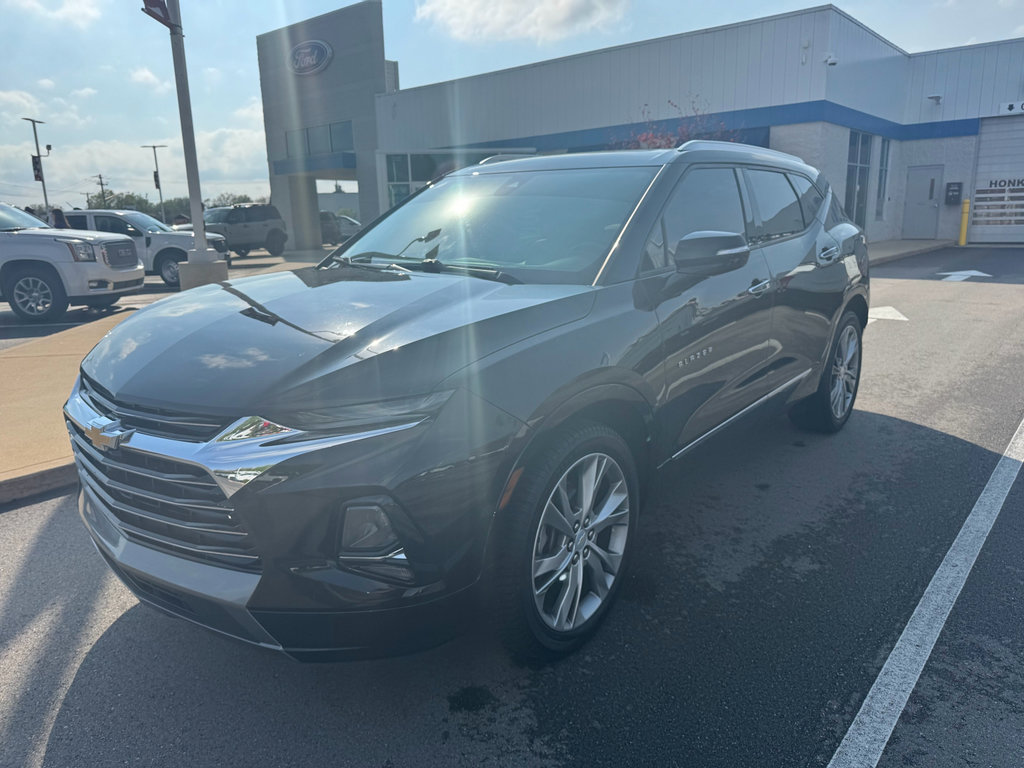 Used 2019 Chevrolet Blazer Premier w/ Sun and Wheels Package FWD image 3