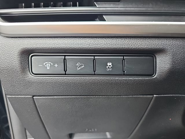 Used 2023 Kia Telluride LX AWD/4WD image 30