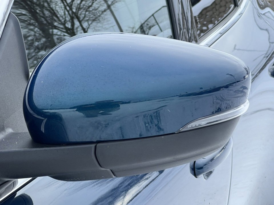 Certified 2020 Ford Escape Titanium image 38