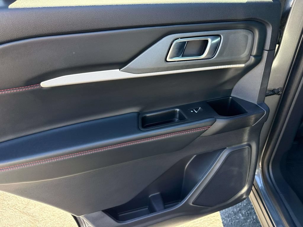 Certified 2026 Ford Explorer ST-Line w/ ST-Line Street Pack AWD/4WD image 11