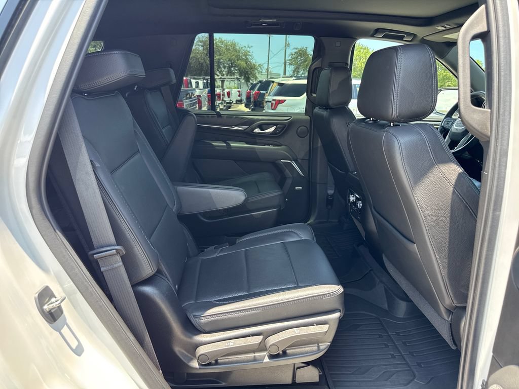 Used 2021 GMC Yukon Denali w/ Denali Premium Package RWD image 27