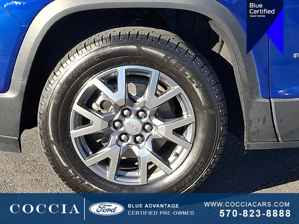 Used 2023 GMC Acadia SLT w/ Technology Package AWD/4WD image 8