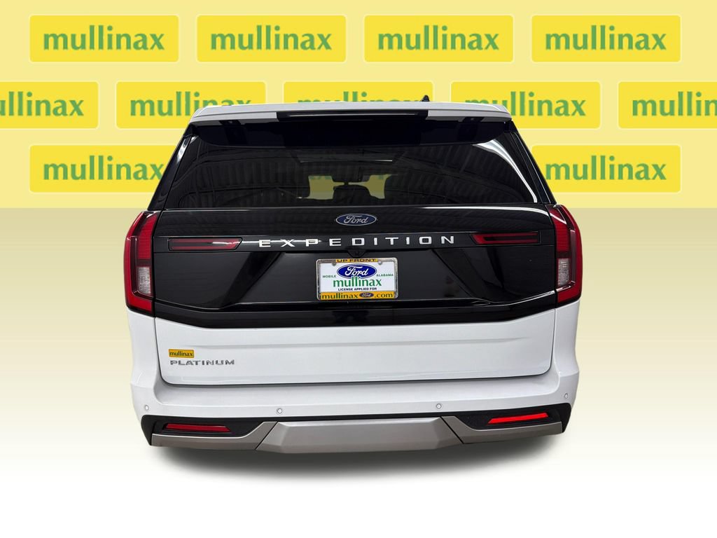 Certified 2025 Ford Expedition Platinum w/ Driver's Package AWD/4WD image 7
