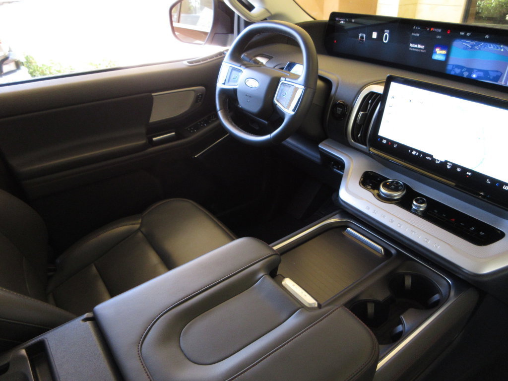 Certified 2025 Ford Expedition Max Active RWD image 19