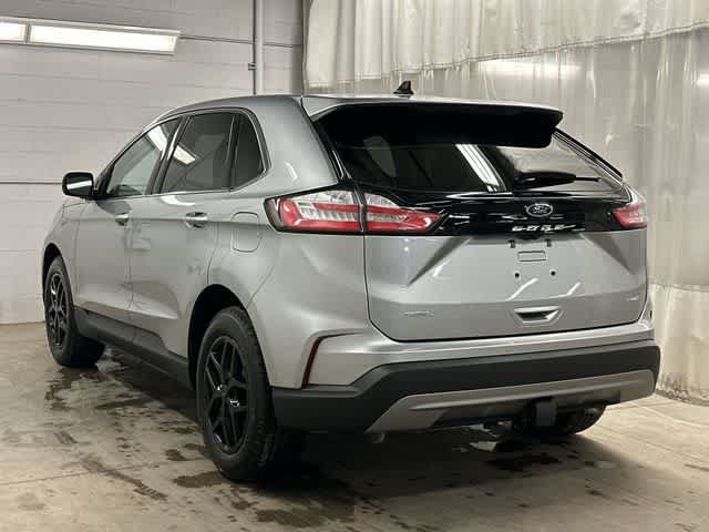 Certified 2024 Ford Edge SEL w/ Convenience Package AWD/4WD image 30