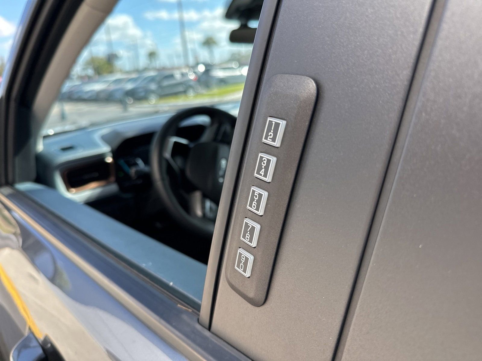 Certified 2023 Ford Maverick Lariat w/ Lariat Luxury Package image 16