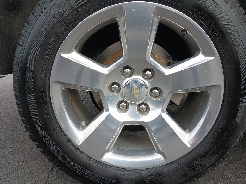 Used 2017 Chevrolet Tahoe LS w/ All-Season Package image 36