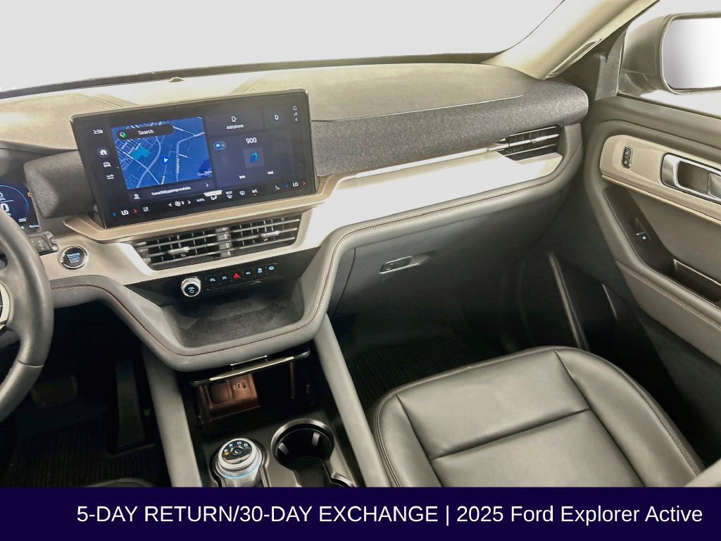 Certified 2025 Ford Explorer Active w/ Active Comfort Package AWD/4WD image 29