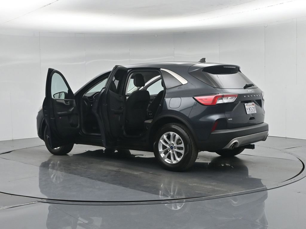 Certified 2022 Ford Escape SE w/ Cold Weather Package AWD/4WD image 55