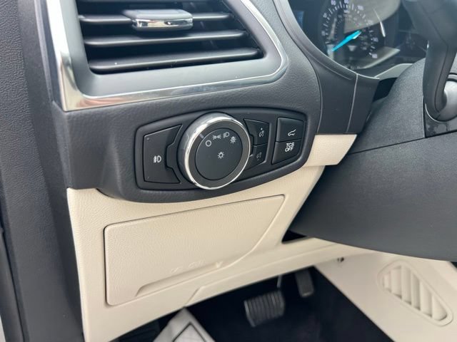 Certified 2024 Ford Edge Titanium AWD/4WD image 9