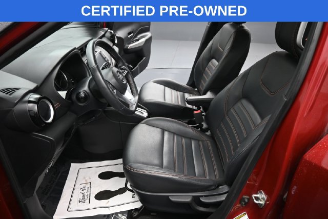 Used 2020 Nissan Kicks SR w/ SR Premium Package FWD image 13