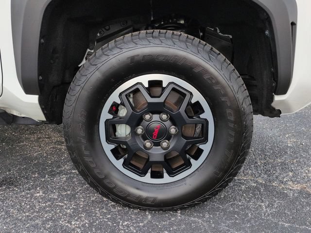 Used 2024 Toyota Tacoma TRD Off-Road AWD/4WD image 11