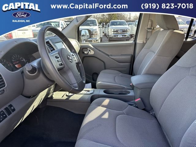 Used 2020 Nissan Frontier SV image 17