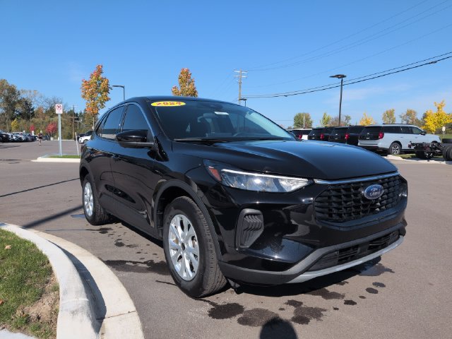Certified 2024 Ford Escape Active w/ Tech Pack #2 AWD/4WD image 7