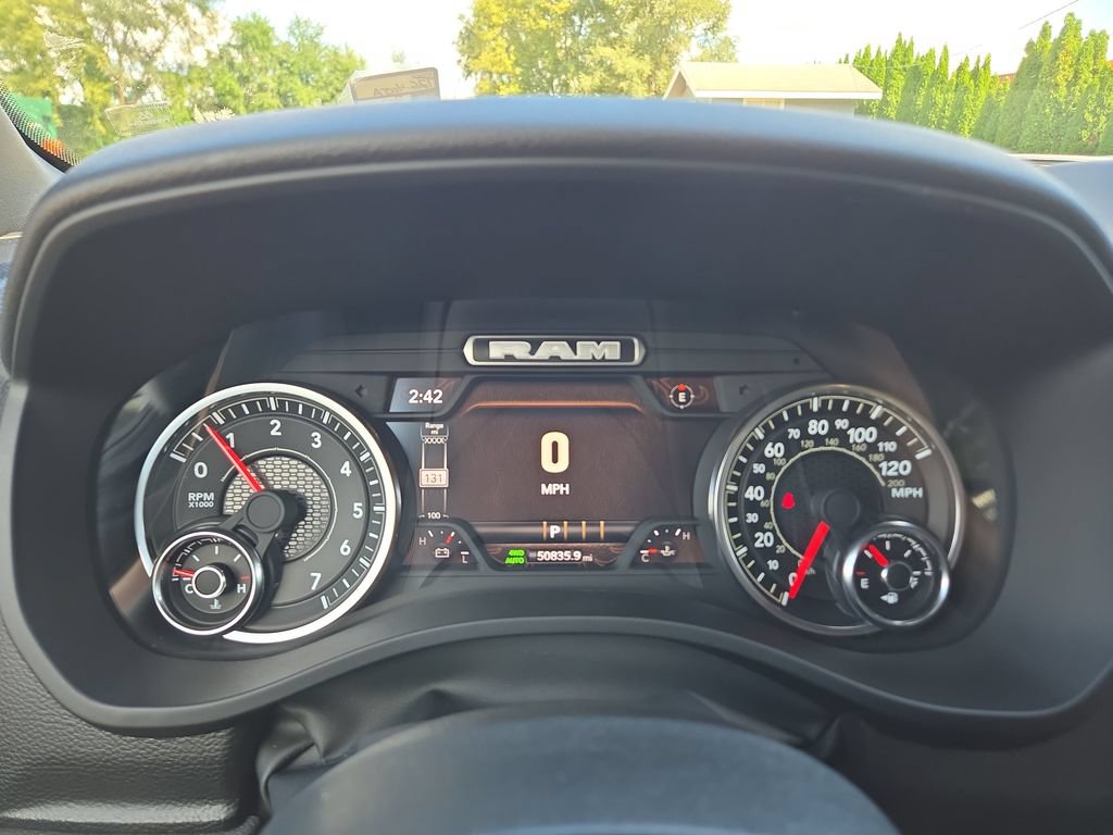 Used 2025 RAM 1500 Big Horn AWD/4WD image 24
