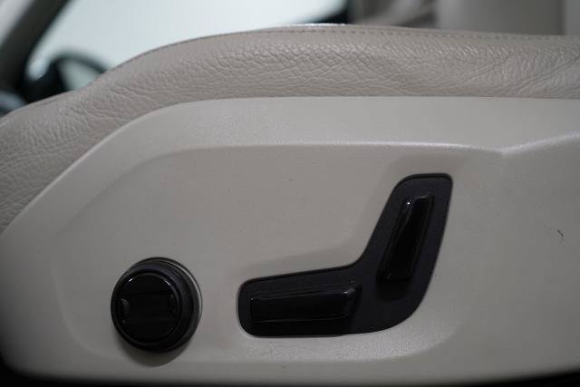 Used 2024 Volvo XC90 T8 Plus AWD/4WD image 14