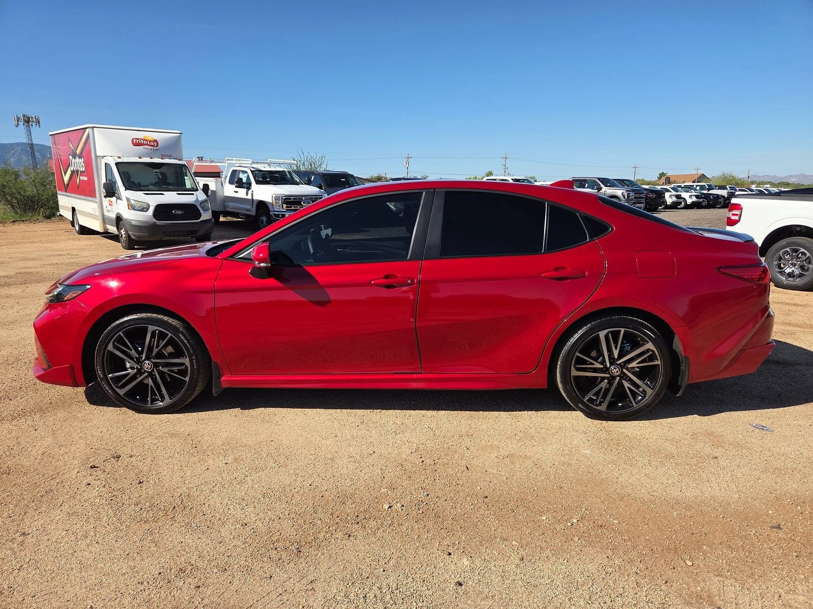 Used 2025 Toyota Camry XSE AWD/4WD image 9