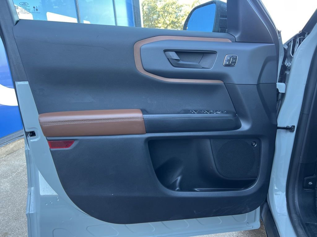 Certified 2023 Ford Bronco Sport Outer Banks w/ Tech Package image 23