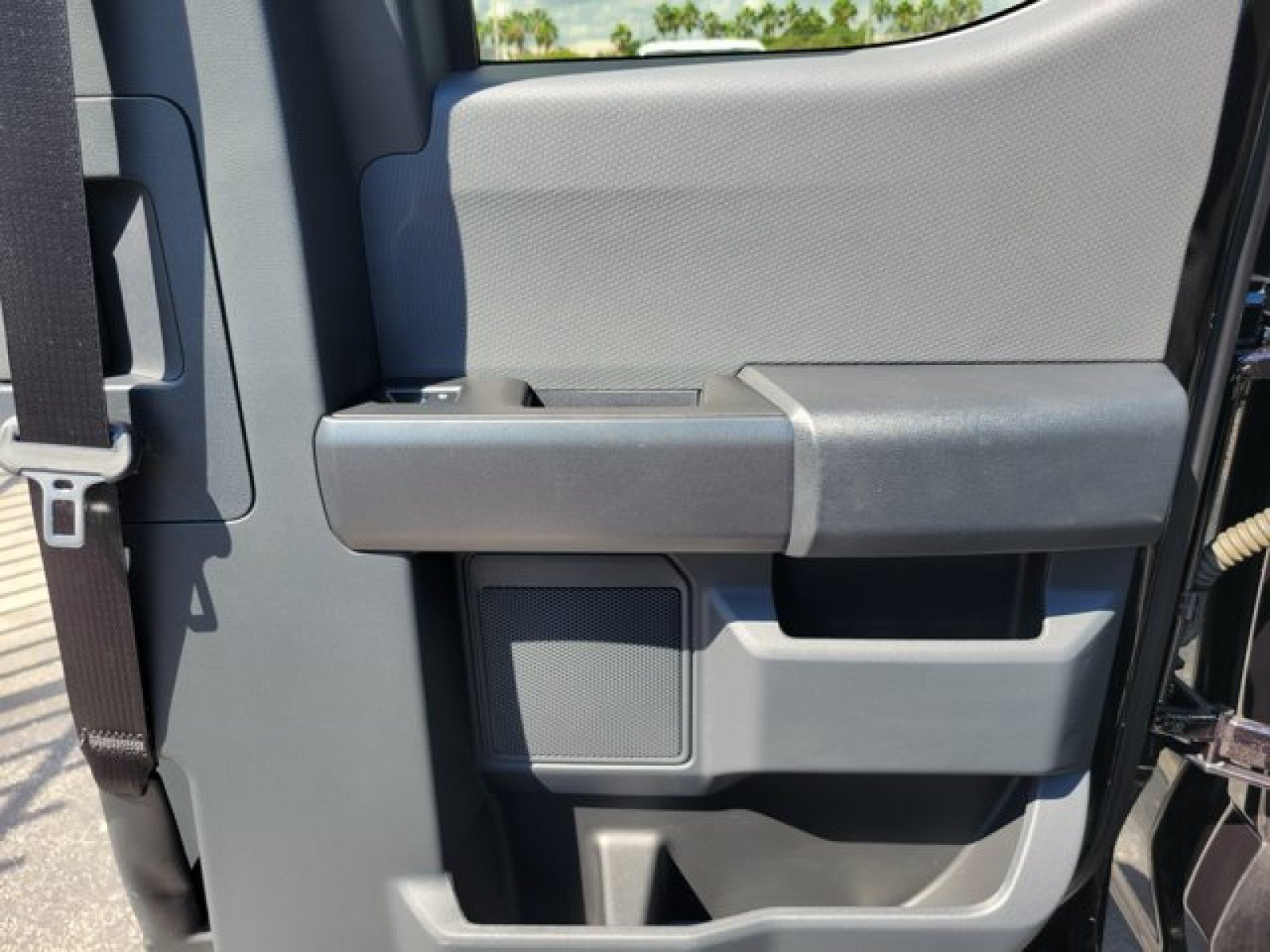 Certified 2025 Ford F150 STX w/ Equipment Group 200A RWD image 31