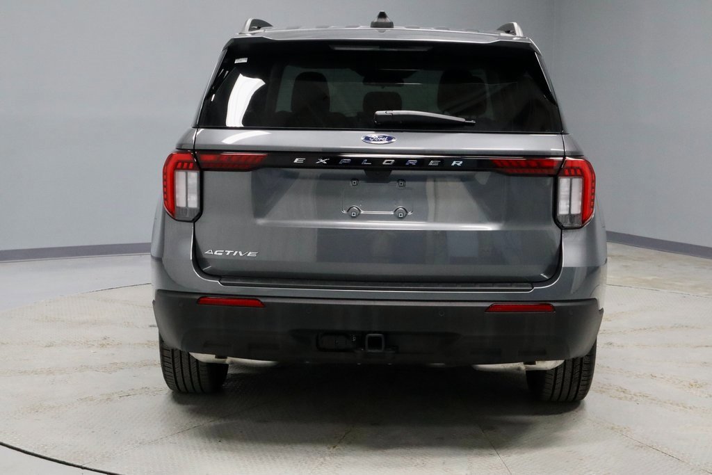 Certified 2025 Ford Explorer Active image 4