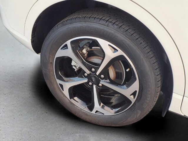 Certified 2023 Ford Escape ST-Line Select w/ Tech Pack #2 AWD/4WD image 9