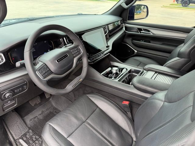 Used 2023 Jeep Wagoneer Series II image 13