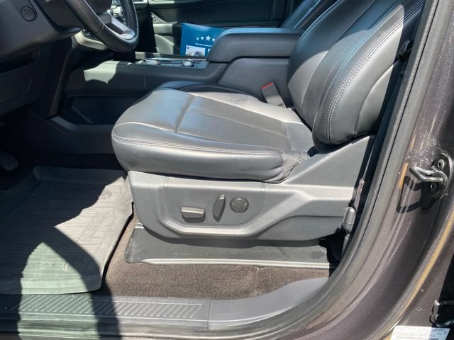 Certified 2022 Ford Expedition XLT AWD/4WD image 13