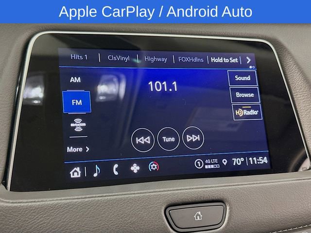 Used 2023 Cadillac XT4 Luxury w/ Cold Weather Package image 14