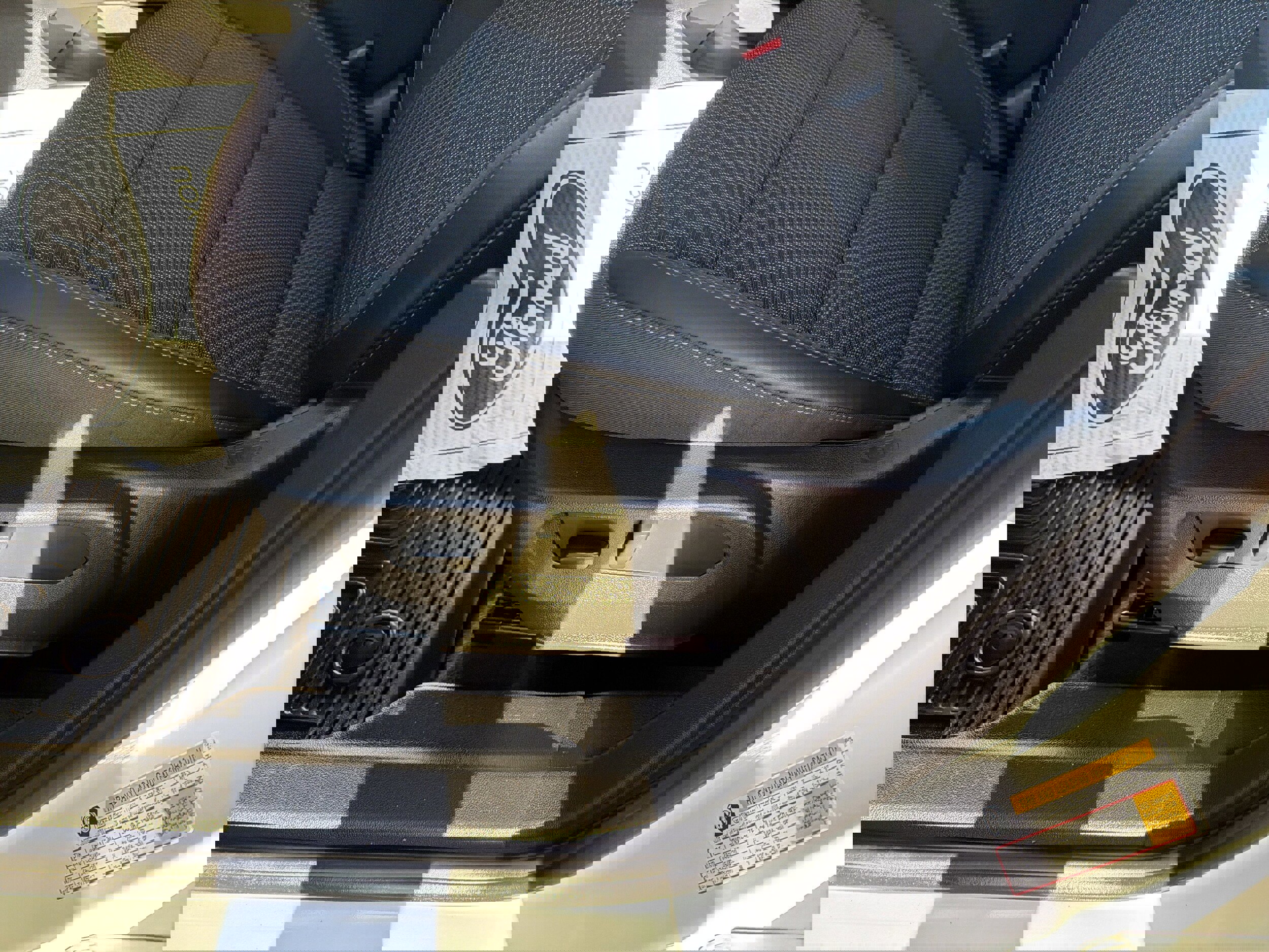 Used 2023 Buick Envision Preferred w/ Sport Touring Package image 10