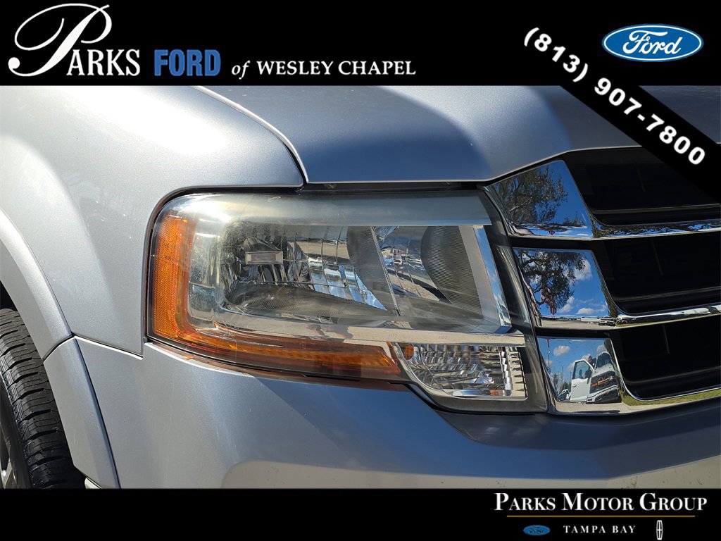 Certified 2017 Ford Expedition XLT w/ Equipment Group 202A image 6